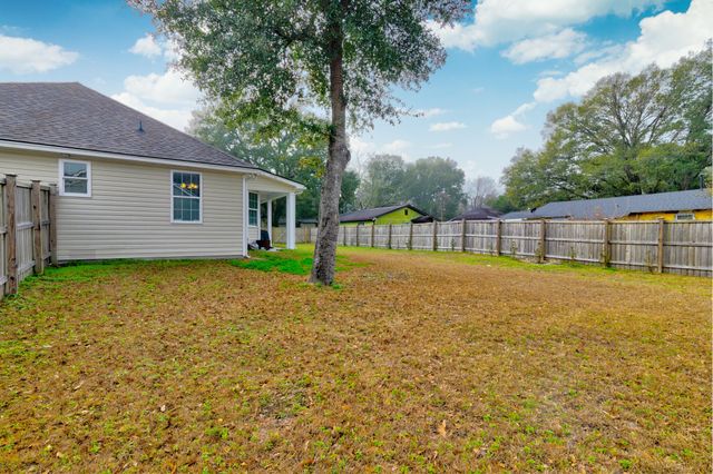 1050 Ben Road, Charleston, SC 29412