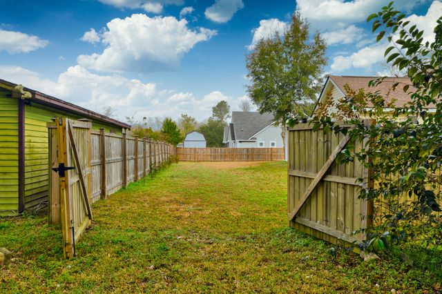 1050 Ben Road, Charleston, SC 29412