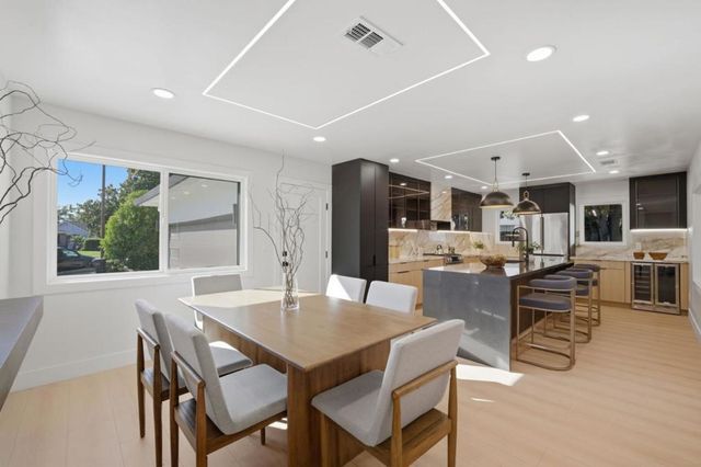 390 Lawndale Avenue, Campbell, CA 95008