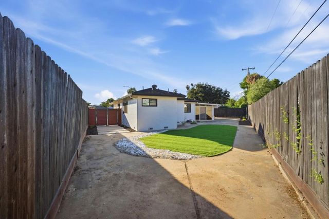 390 Lawndale Avenue, Campbell, CA 95008