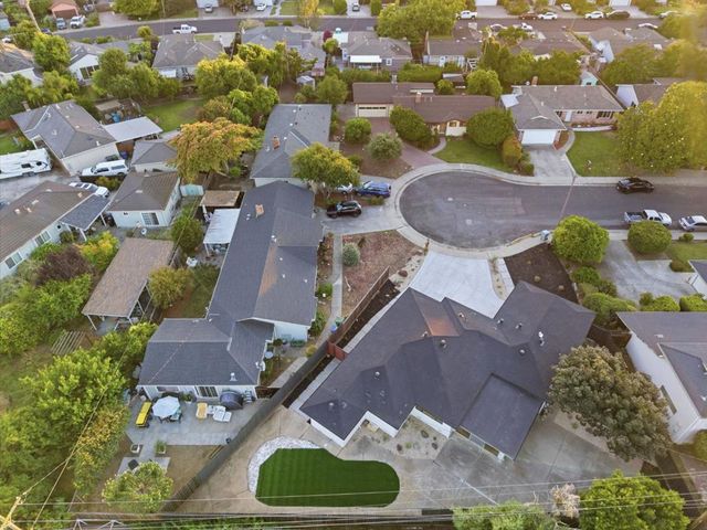 390 Lawndale Avenue, Campbell, CA 95008