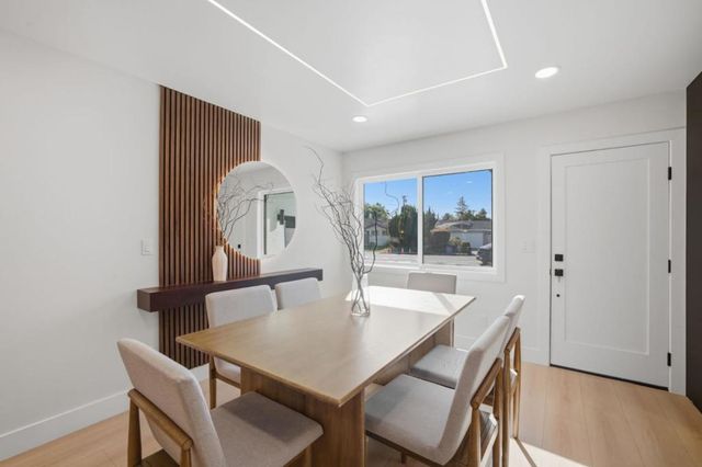390 Lawndale Avenue, Campbell, CA 95008
