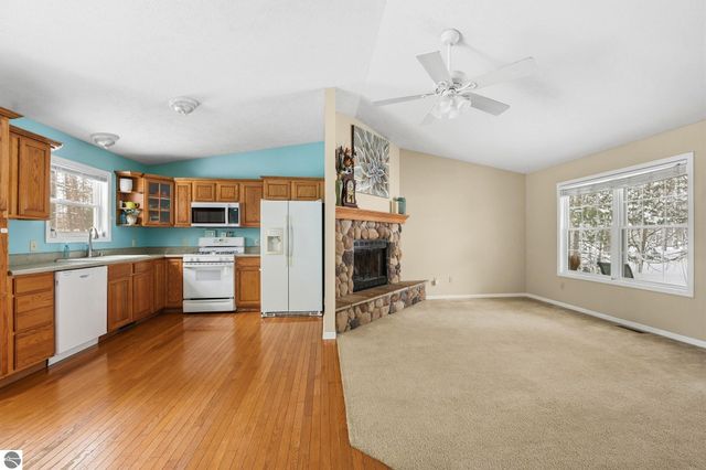 2380 Sadie Lane, Grawn, MI 49637