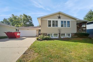 1901 Estella Street, Perry, IA 50220