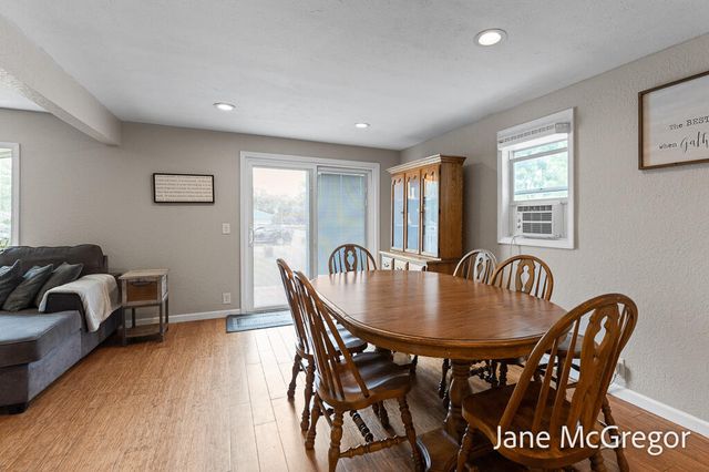 55 S Dengler Road, Muskegon, MI 49442