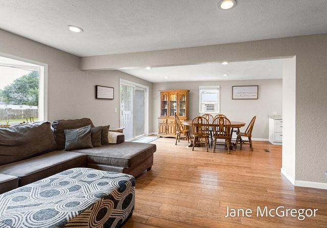 55 S Dengler Road, Muskegon, MI 49442