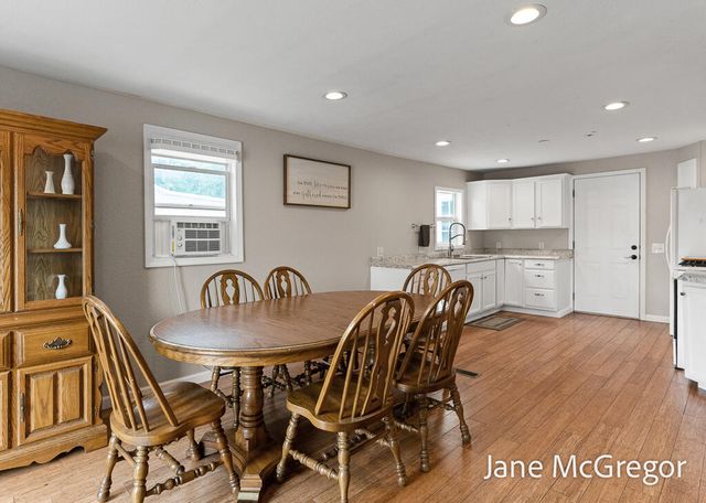 55 S Dengler Road, Muskegon, MI 49442