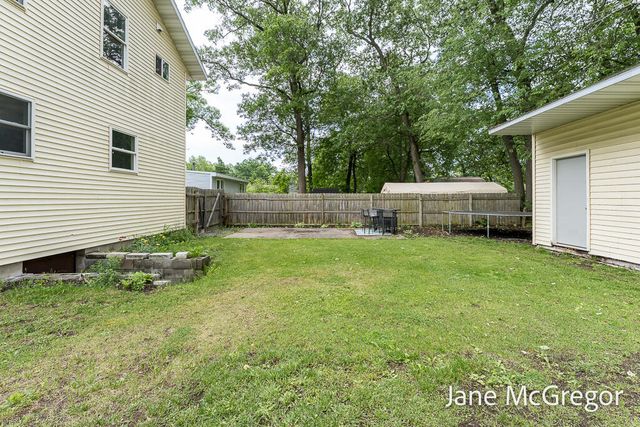 55 S Dengler Road, Muskegon, MI 49442