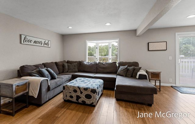 55 S Dengler Road, Muskegon, MI 49442