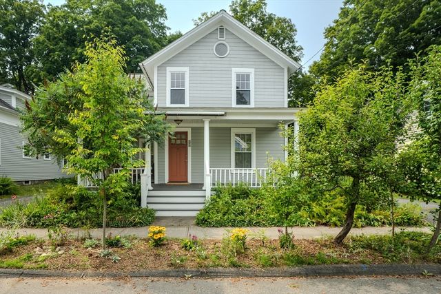 24 Union St, Montague, MA 01351