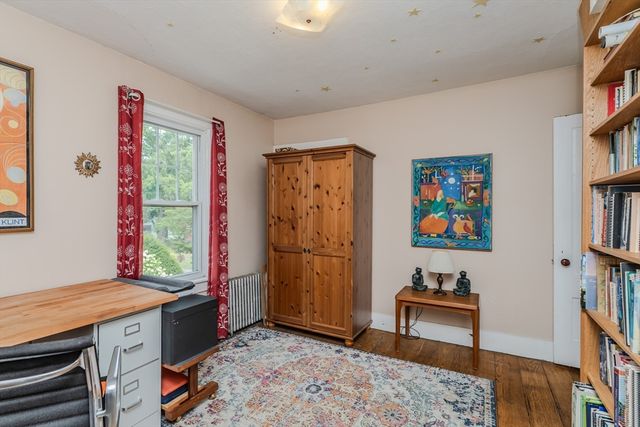 24 Union St, Montague, MA 01351