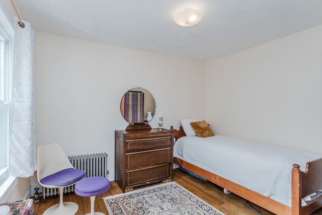 24 Union St, Montague, MA 01351