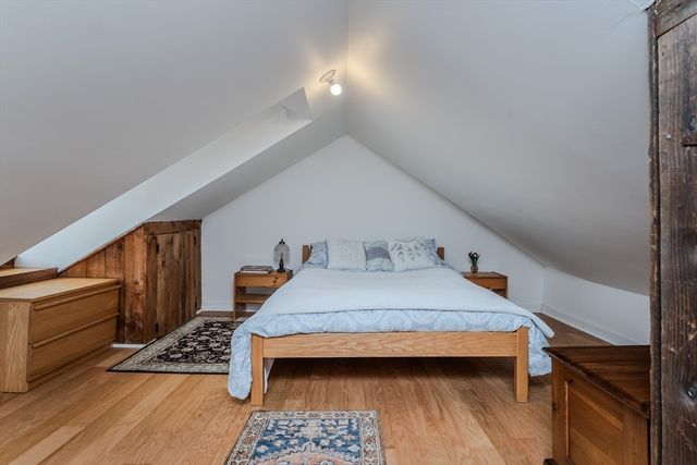 24 Union St, Montague, MA 01351