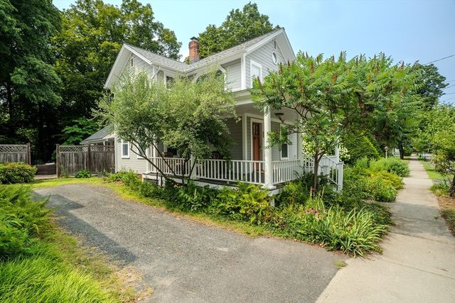 24 Union St, Montague, MA 01351