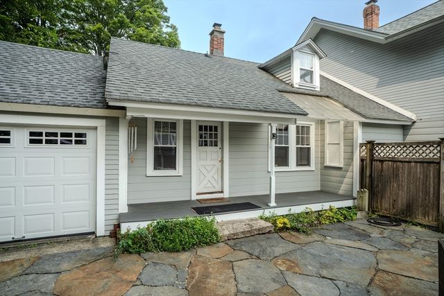 24 Union St, Montague, MA 01351