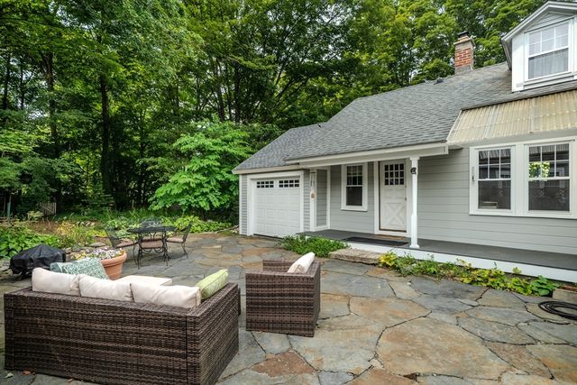 24 Union St, Montague, MA 01351