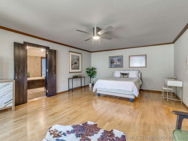 6124 S Louisville Avenue, Tulsa, OK 74136