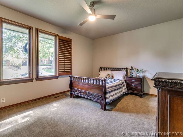 6124 S Louisville Avenue, Tulsa, OK 74136