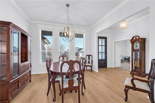 791 Brunello Circle, Tontitown, AR 72762