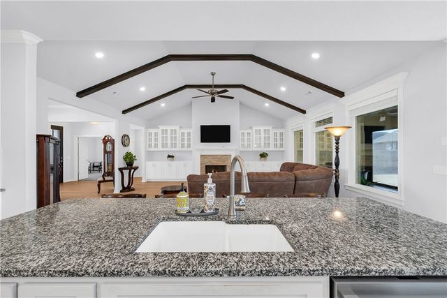 791 Brunello Circle, Tontitown, AR 72762