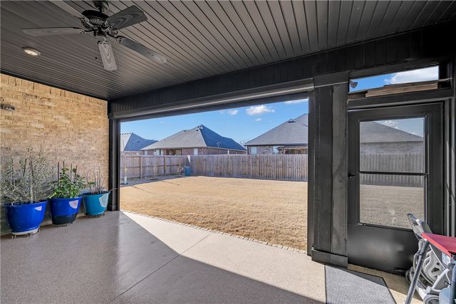 791 Brunello Circle, Tontitown, AR 72762