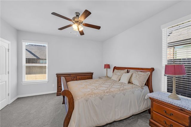 791 Brunello Circle, Tontitown, AR 72762