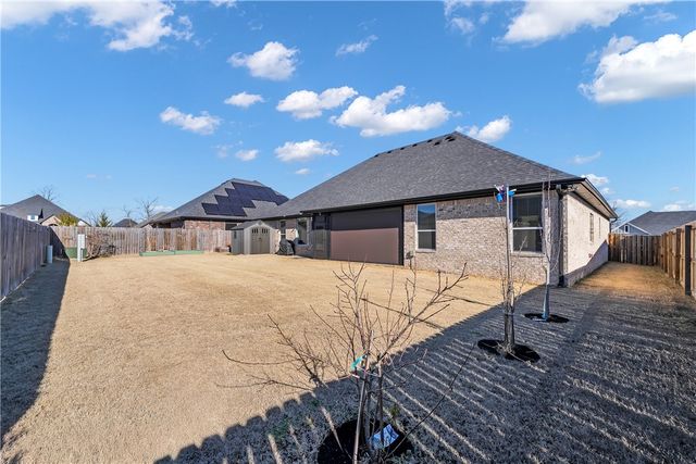 791 Brunello Circle, Tontitown, AR 72762