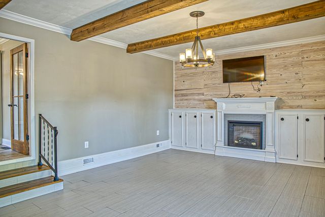 858 Greenland Ave, Cookeville, TN 38501