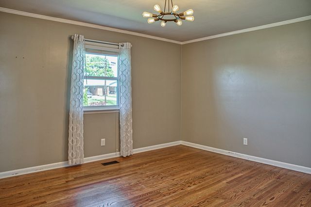 858 Greenland Ave, Cookeville, TN 38501