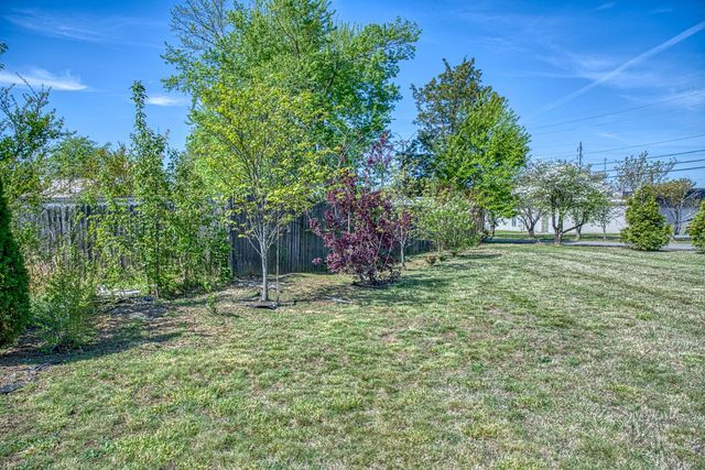 858 Greenland Ave, Cookeville, TN 38501