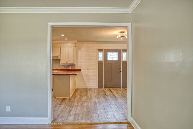 858 Greenland Ave, Cookeville, TN 38501