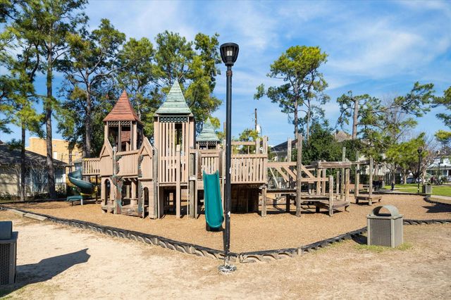 1229 Heights Boulevard, Houston, TX 77008