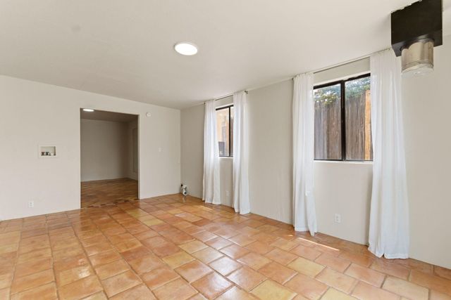 2617 Hagland Place NE, Albuquerque, NM 87112
