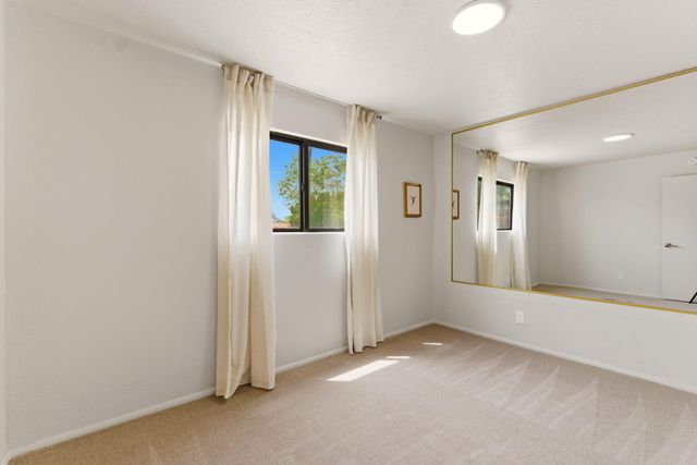 2617 Hagland Place NE, Albuquerque, NM 87112