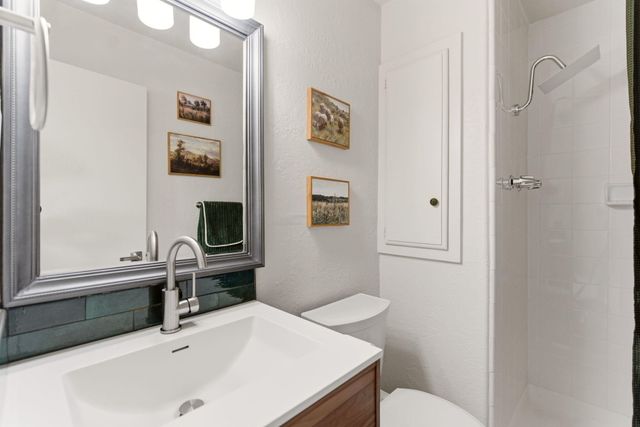 2617 Hagland Place NE, Albuquerque, NM 87112