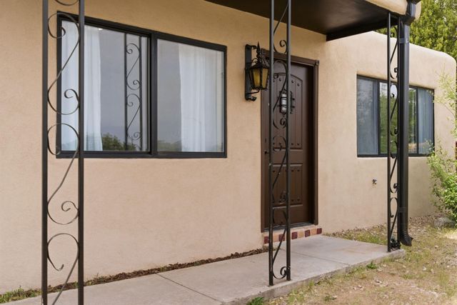 2617 Hagland Place NE, Albuquerque, NM 87112