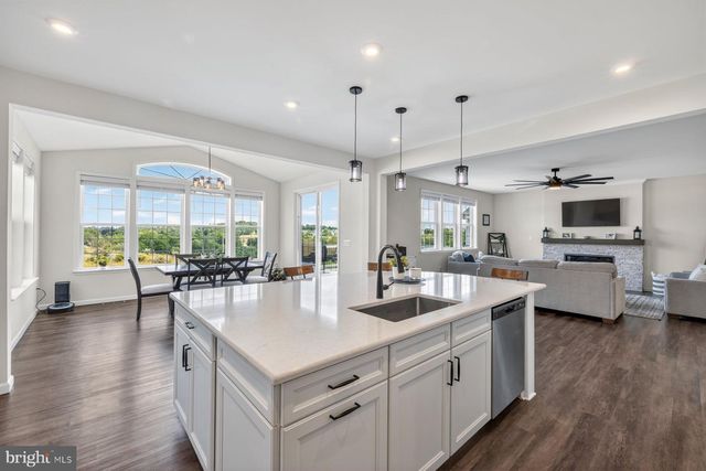 115 BRANDENBURY CT, Stephens City, VA 22655