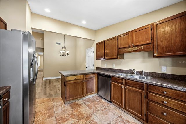 430 NW 48TH BOULEVARD, Gainesville, FL 32607