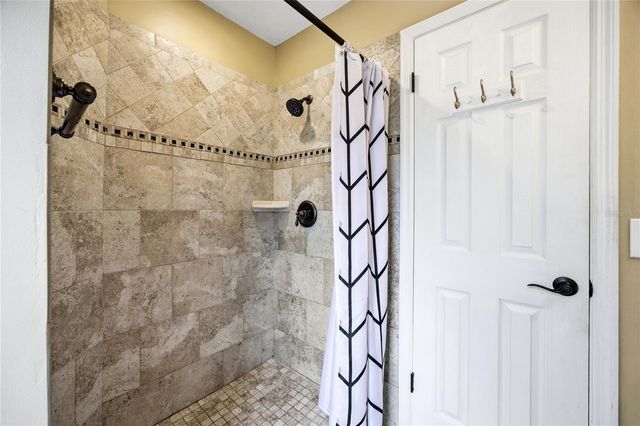 430 NW 48TH BOULEVARD, Gainesville, FL 32607