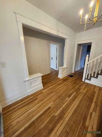 310 Kensington Avenue, Kansas City, MO 64124