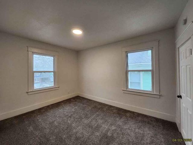 310 Kensington Avenue, Kansas City, MO 64124