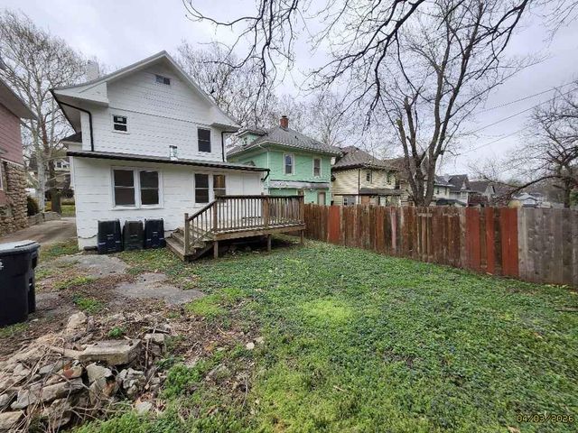 310 Kensington Avenue, Kansas City, MO 64124