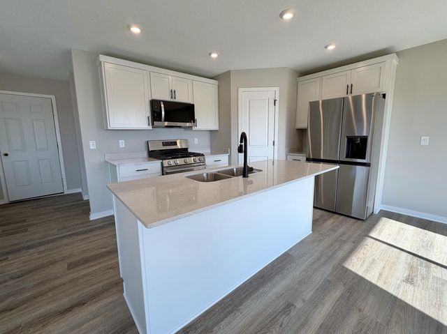 3050 Jandura Avenue NE, Saint Michael, MN 55376