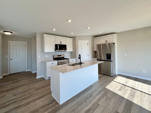 3050 Jandura Avenue NE, Saint Michael, MN 55376