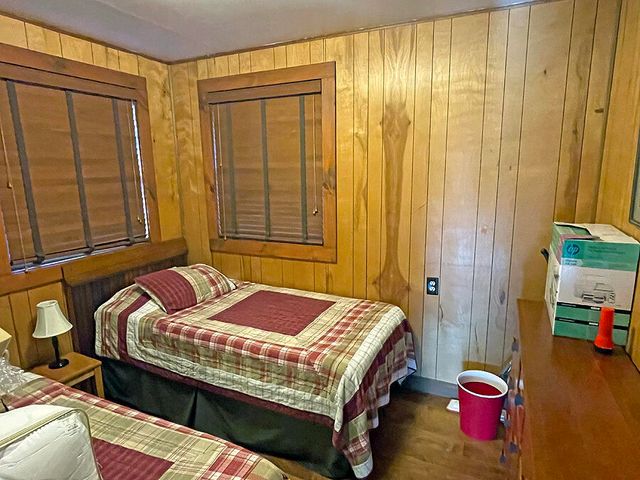 116 Cabin Drive, Russell Springs, KY 42642