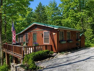 116 Cabin Drive, Russell Springs, KY 42642