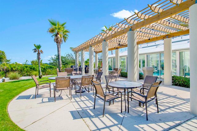 14900 River Rd 303, Pensacola, FL 32507