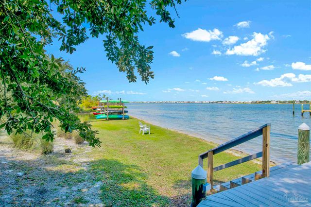 14900 River Rd 303, Pensacola, FL 32507