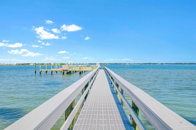 14900 River Rd 303, Pensacola, FL 32507
