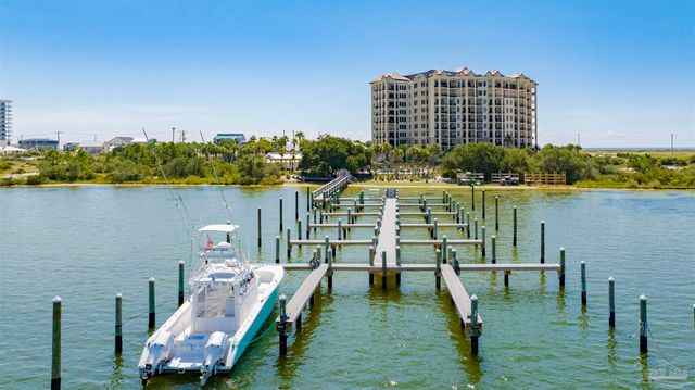 14900 River Rd 303, Pensacola, FL 32507